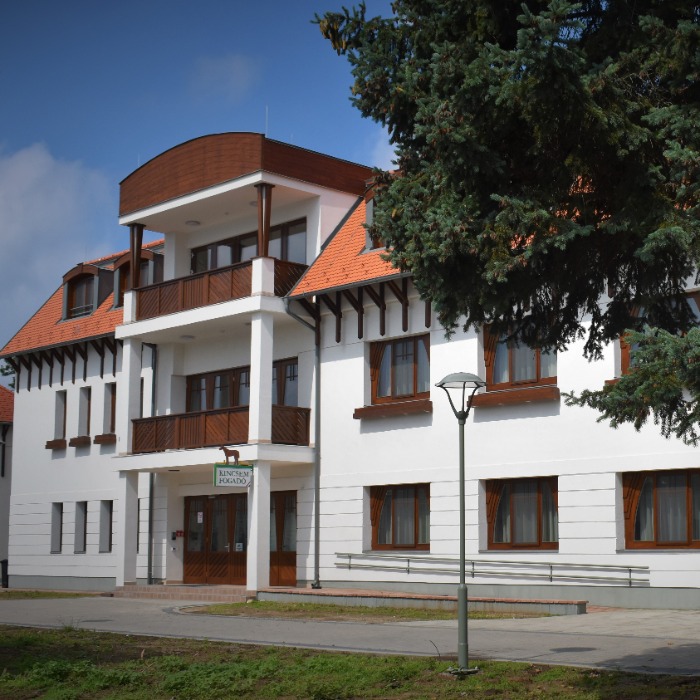 Kincsem Fogadó